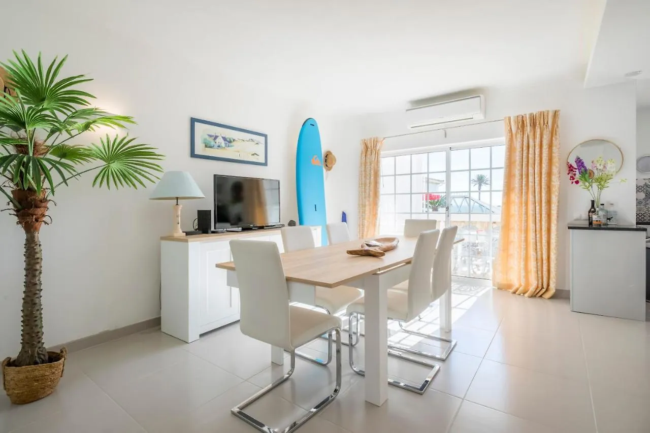 Beautiful Seaview 2 Bedroom Apartment Praia Da Luz 0*,  Португалия